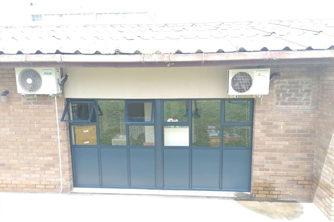Glass balustrade installation